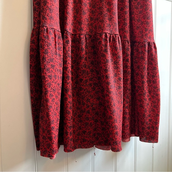 Red Cottage core float maxi dress. - Picture 8 of 8